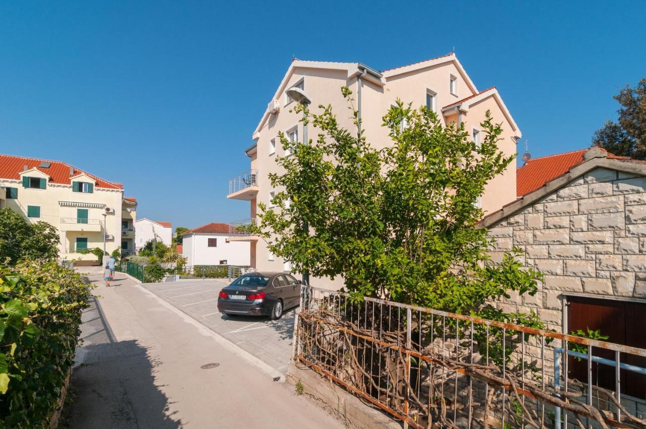 Apartments Island Beat Supetar Exterior foto