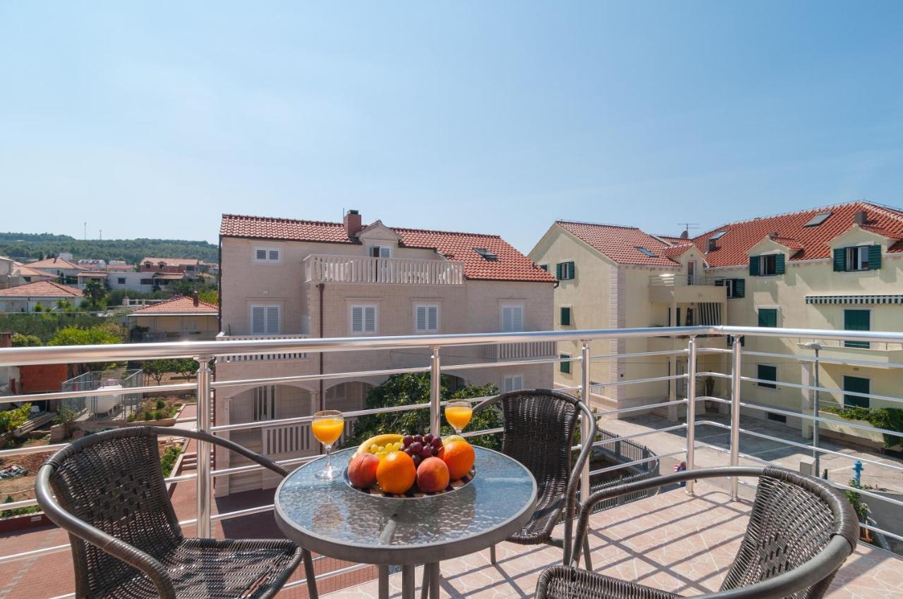 Apartments Island Beat Supetar Exterior foto