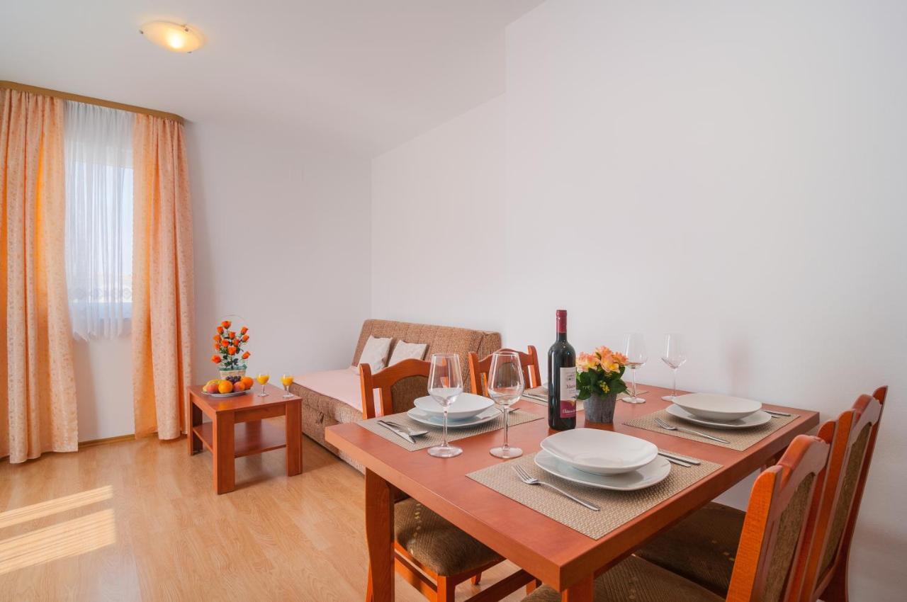 Apartments Island Beat Supetar Exterior foto